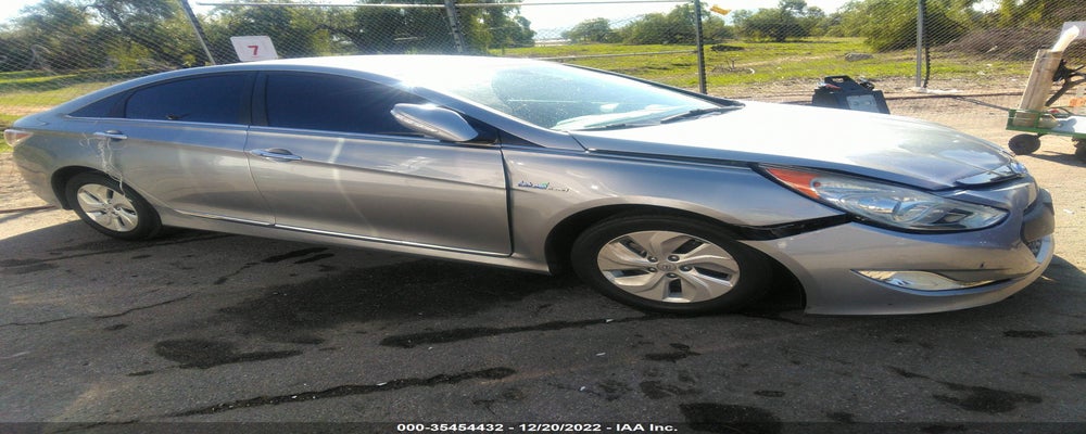 KMHEC4A43FA136045 2015 HYUNDAI SONATA HYBRID photo no. 24