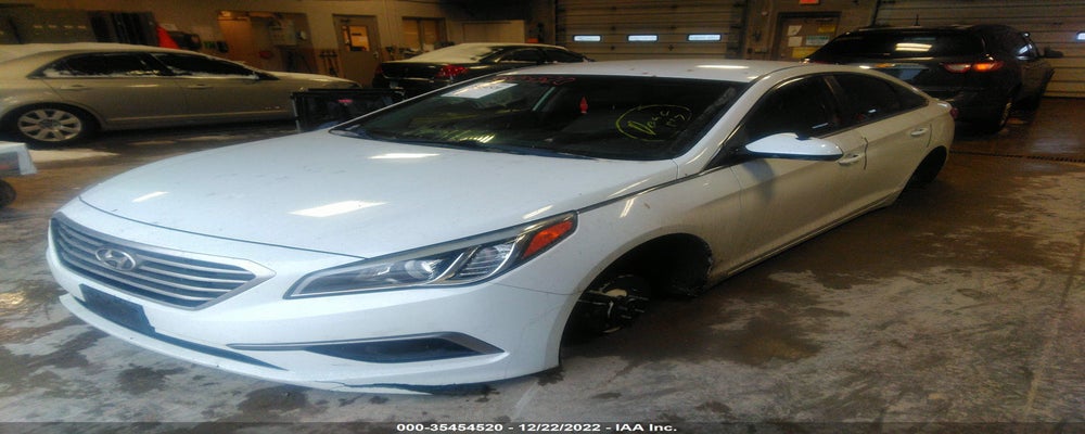 5NPE24AFXHH441711 2017 HYUNDAI SONATA photo no. 2