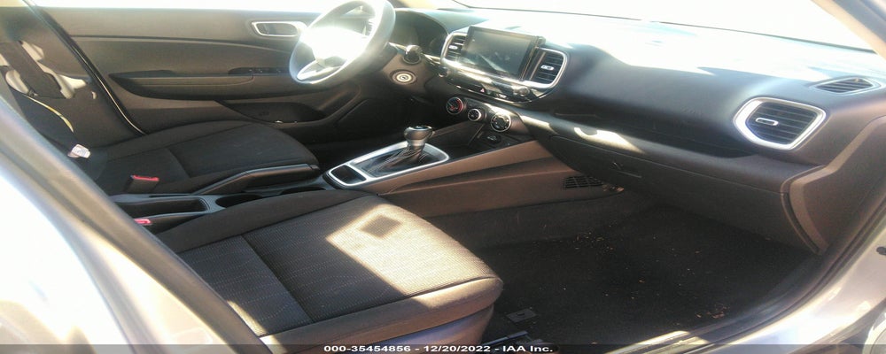 KMHRB8A36MU066765 2021 HYUNDAI VENUE photo no. 5