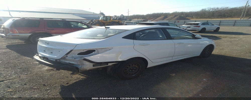 KMHCT4AE0GU974226 2016 HYUNDAI ACCENT photo no. 4