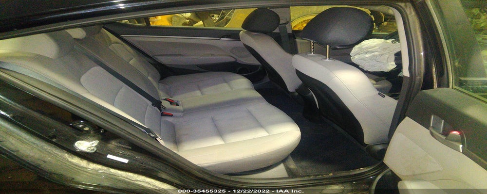 KMHD74LF8HU338461 2017 HYUNDAI ELANTRA photo no. 8