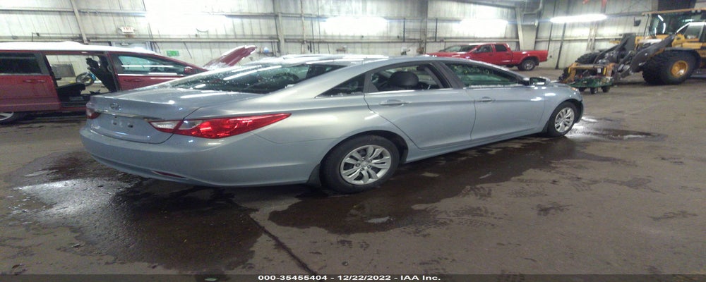 5NPEB4AC9DH581555 2013 HYUNDAI SONATA photo no. 4