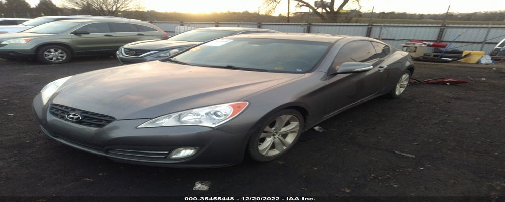 KMHHU6KH7BU045585 2011 HYUNDAI GENESIS COUPE photo no. 2