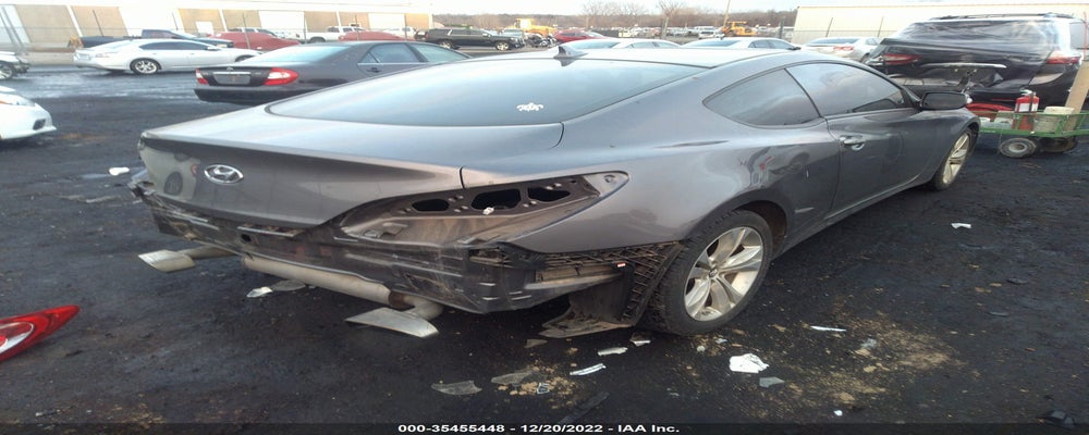 KMHHU6KH7BU045585 2011 HYUNDAI GENESIS COUPE photo no. 4
