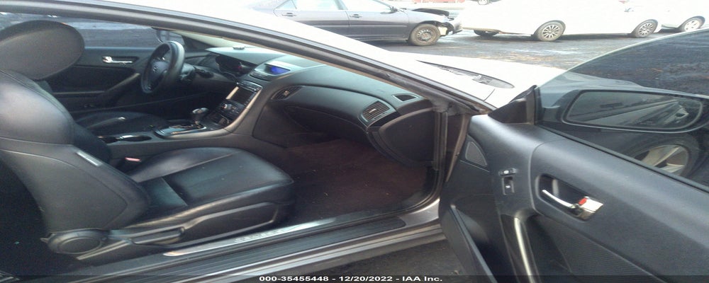 KMHHU6KH7BU045585 2011 HYUNDAI GENESIS COUPE photo no. 5