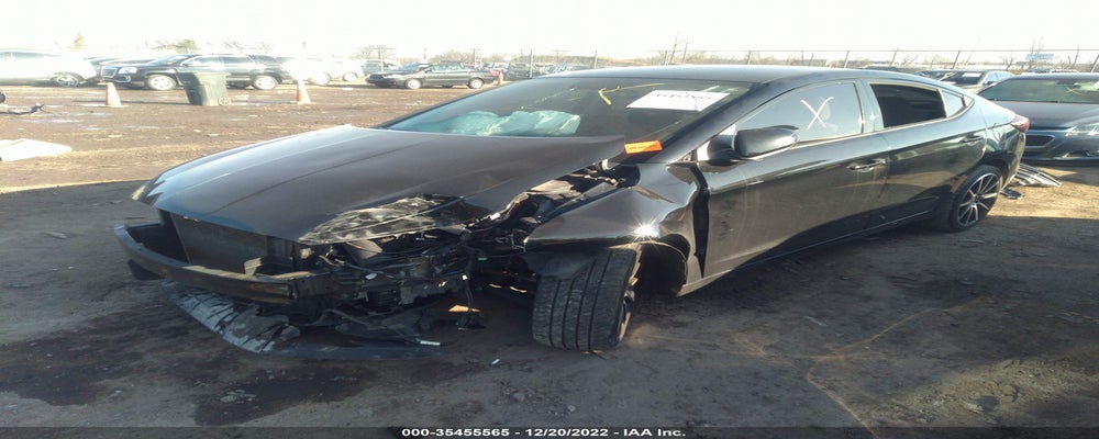 5NPD74LF1KH413684 2019 HYUNDAI ELANTRA photo no. 2