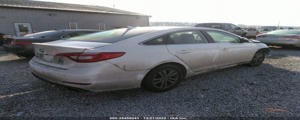 5NPE24AF1FH213223 2015 HYUNDAI SONATA photo no. 4