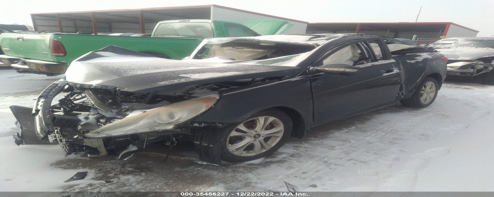 5NPEC4AB5BH296000 2011 HYUNDAI SONATA photo no. 2