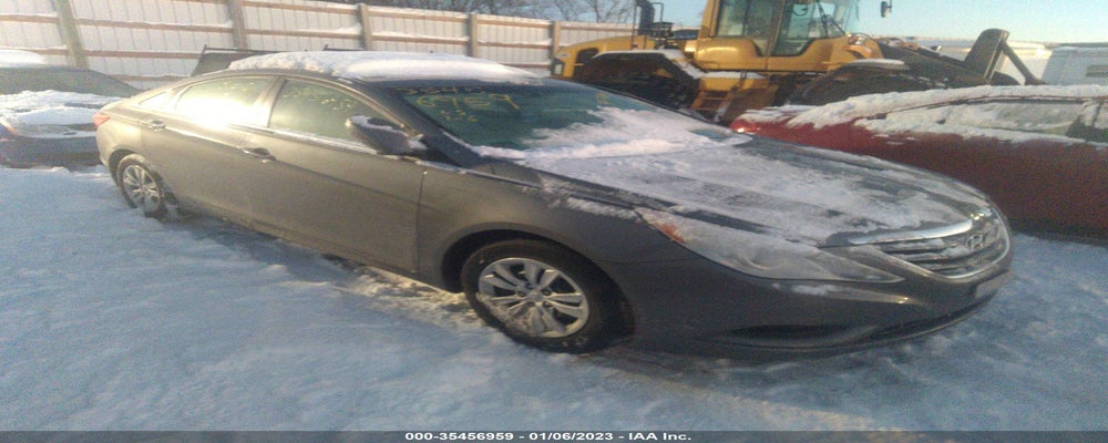 5NPEB4AC0BH065727 2011 HYUNDAI SONATA photo no. 1