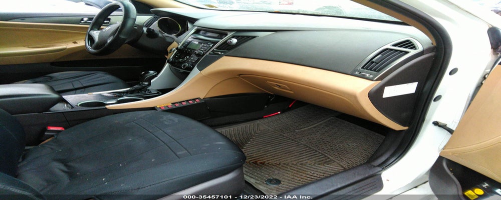 KMHEC4A41BA011264 2011 HYUNDAI SONATA photo no. 5
