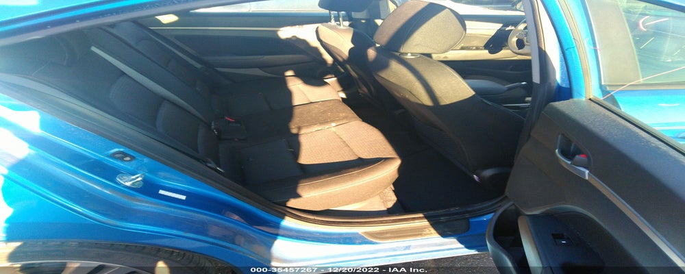 KMHD84LF2HU378564 2017 HYUNDAI ELANTRA photo no. 8