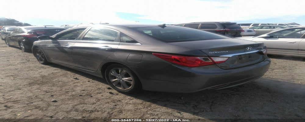 5NPEC4AC3DH659888 2013 HYUNDAI SONATA photo no. 3