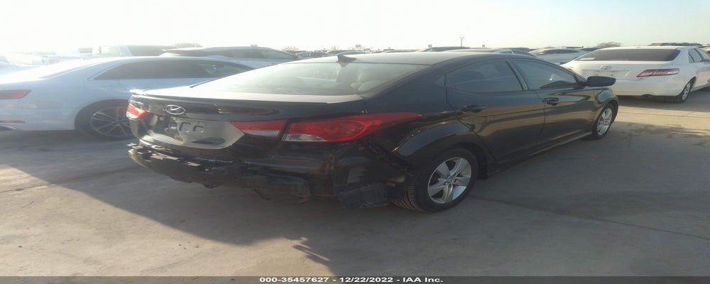 5NPDH4AEXDH407568 2013 HYUNDAI ELANTRA photo no. 4