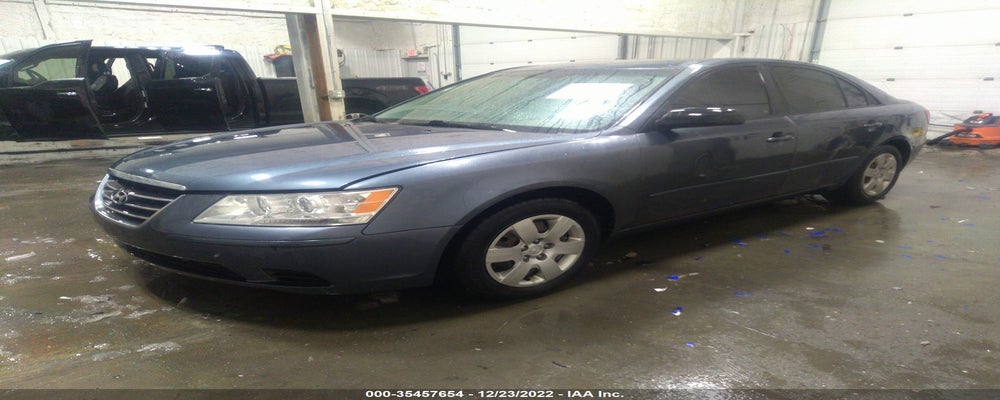 5NPET4AC2AH593426 2010 HYUNDAI SONATA photo no. 2