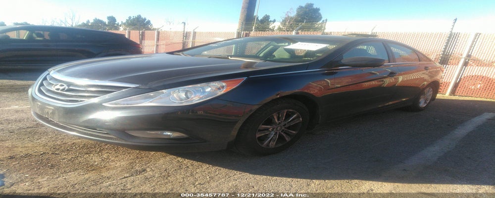 5NPEB4AC2DH689645 2013 HYUNDAI SONATA photo no. 2