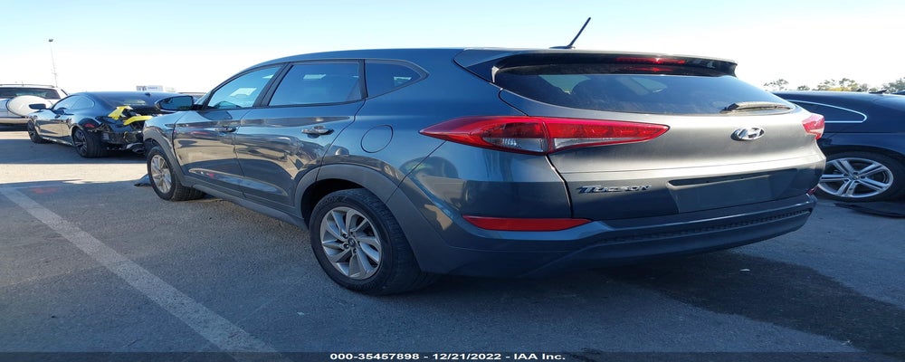 KM8J23A46HU395318 2017 HYUNDAI TUCSON photo no. 3