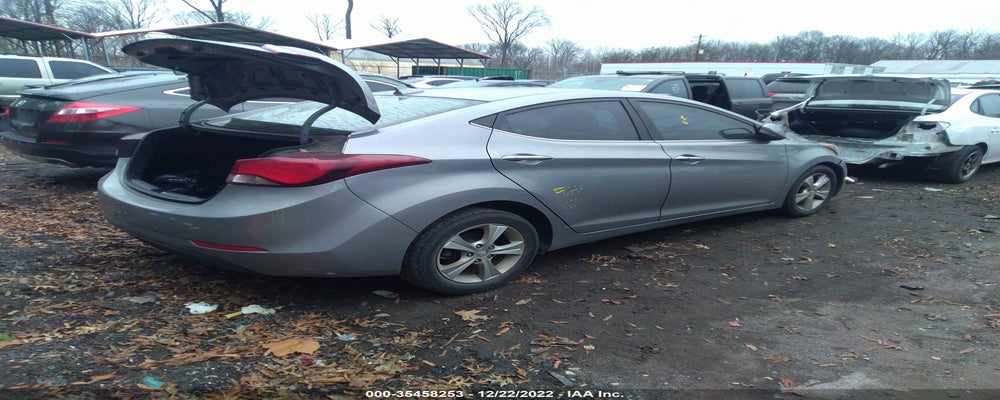KMHDH4AE0GU545061 2016 HYUNDAI ELANTRA photo no. 4