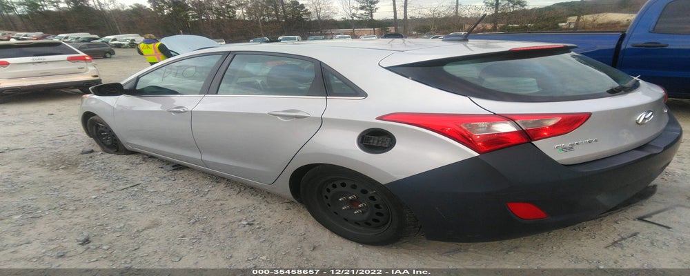 KMHD35LH9HU377062 2017 HYUNDAI ELANTRA GT photo no. 3