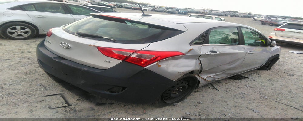 KMHD35LH9HU377062 2017 HYUNDAI ELANTRA GT photo no. 4