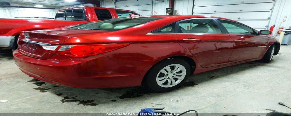 5NPEB4AC7BH257615 2011 HYUNDAI SONATA photo no. 4