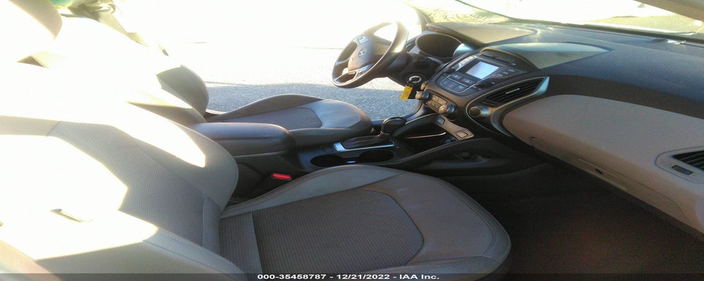 KM8JU3AG0FU013303 2015 HYUNDAI TUCSON photo no. 5