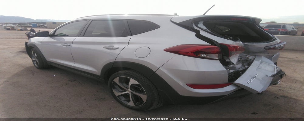 KM8J33A23GU085203 2016 HYUNDAI TUCSON photo no. 3