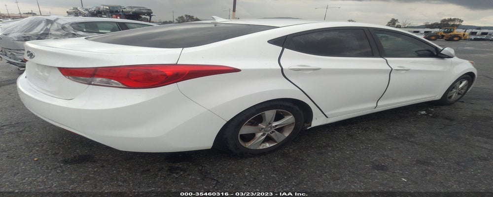 5NPDH4AE7DH203133 2013 HYUNDAI ELANTRA photo no. 4
