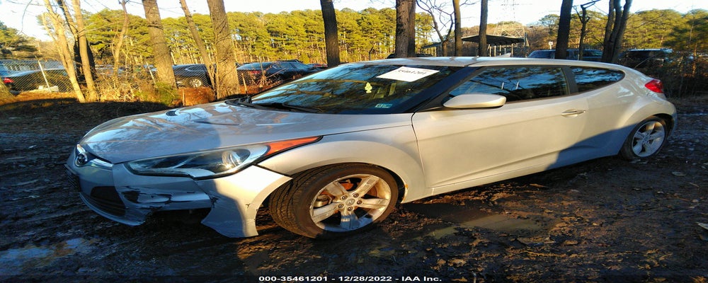KMHTC6AD7EU194949 2014 HYUNDAI VELOSTER photo no. 2
