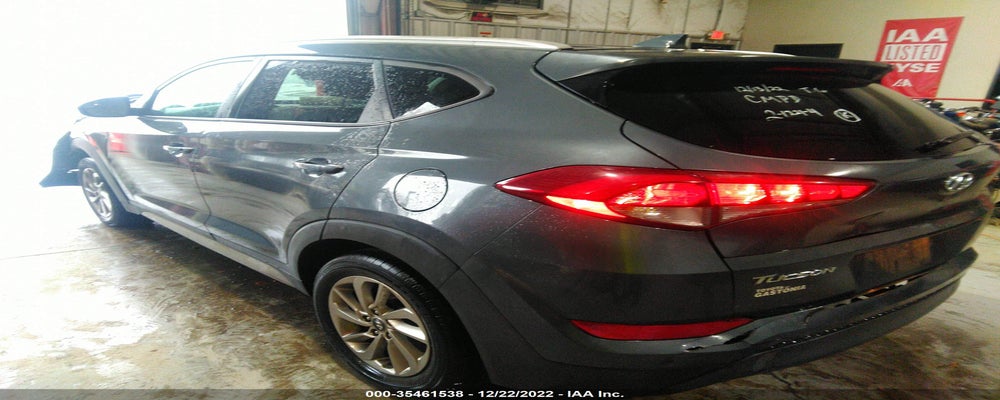 KM8J33A42JU692878 2018 HYUNDAI TUCSON photo no. 3