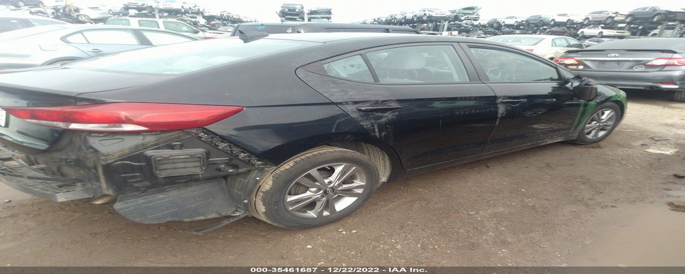 KMHD84LF2HU156543 2017 HYUNDAI ELANTRA photo no. 4