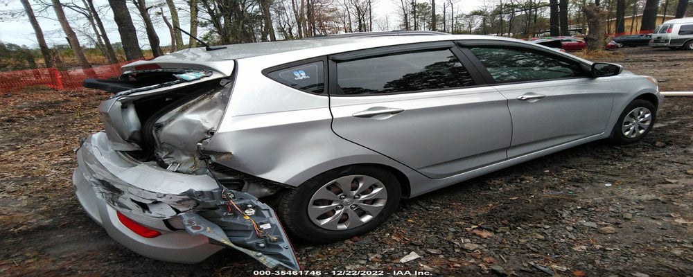 KMHCT5AE3FU217552 2015 HYUNDAI ACCENT photo no. 4