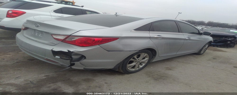 5NPEC4AC5DH660928 2013 HYUNDAI SONATA photo no. 4