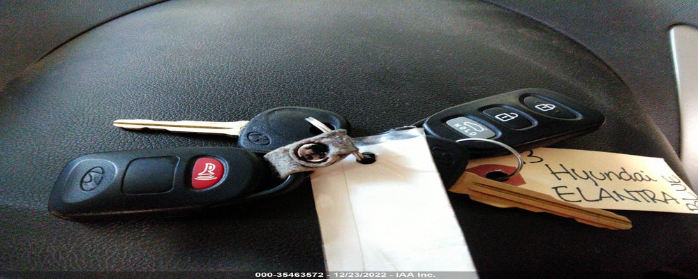 5NPDH4ARDH372217 2013 HYUNDAI ELANTRA photo no. 11