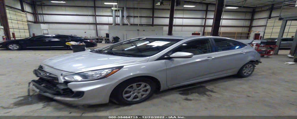 KMHCT4AEXDU538916 2013 HYUNDAI ACCENT photo no. 2