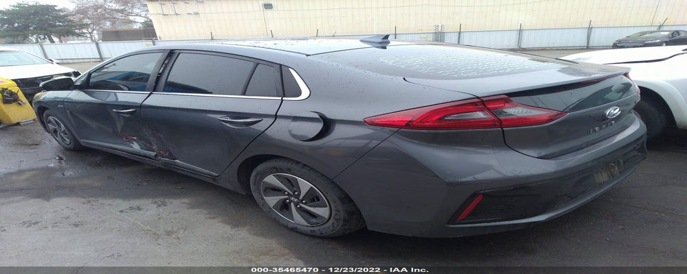 KMHC75LCXKU120245 2019 HYUNDAI IONIQ HYBRID photo no. 3
