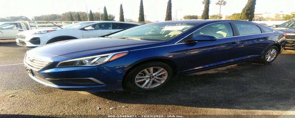 5NPE24AF4HH571046 2017 HYUNDAI SONATA photo no. 2