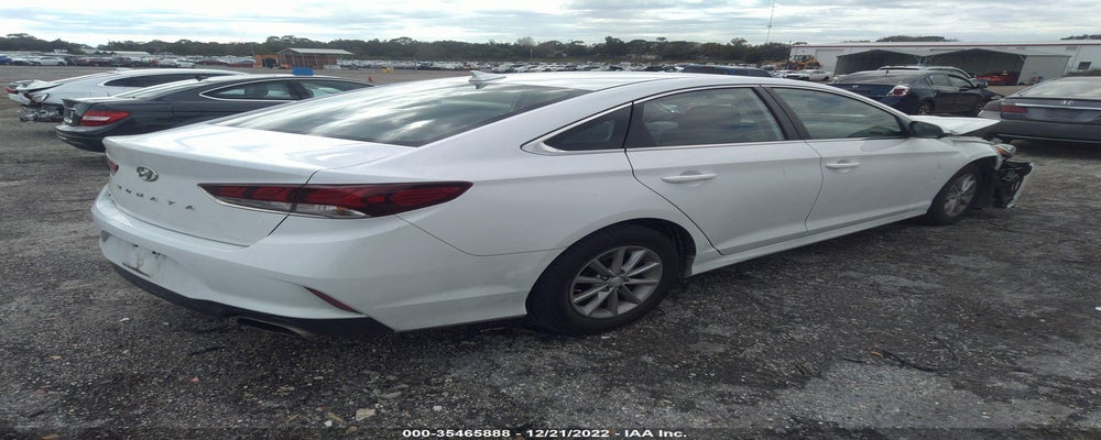 5NPE24AF8KH750570 2019 HYUNDAI SONATA photo no. 4