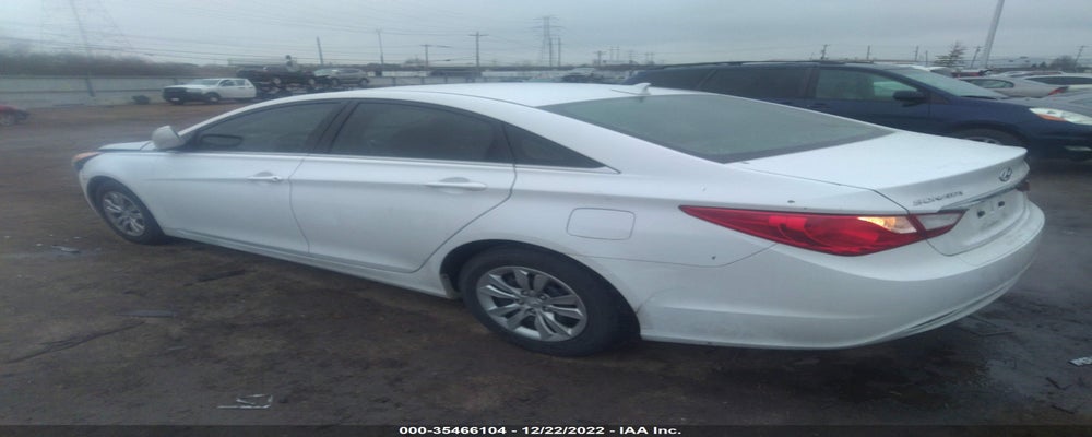 5NPEB4AC9BH185736 2011 HYUNDAI SONATA photo no. 3