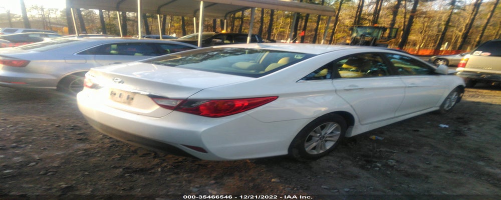 5NPEB4AC0EH928823 2014 HYUNDAI SONATA photo no. 4