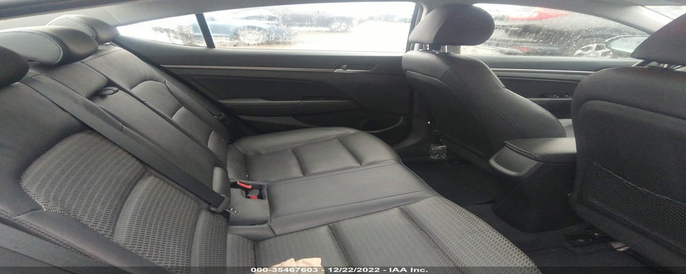 KMHD84LF6HU061399 2017 HYUNDAI ELANTRA photo no. 8
