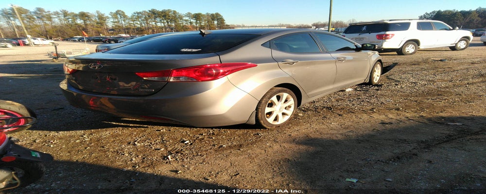 5NPDH4AE6DH163305 2013 HYUNDAI ELANTRA photo no. 4
