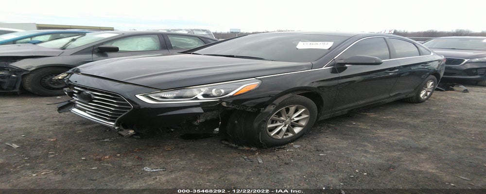 5NPE24AF2JH702917 2018 HYUNDAI SONATA photo no. 2