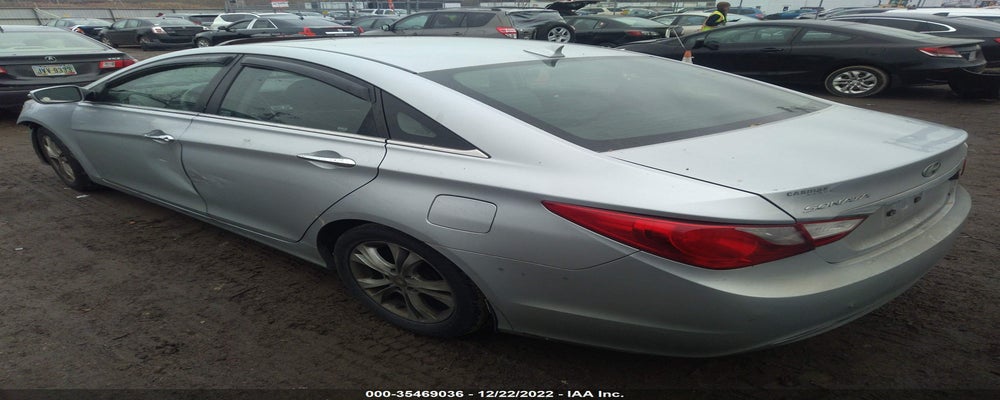 5NPEC4AC5BH247517 2011 HYUNDAI SONATA photo no. 3