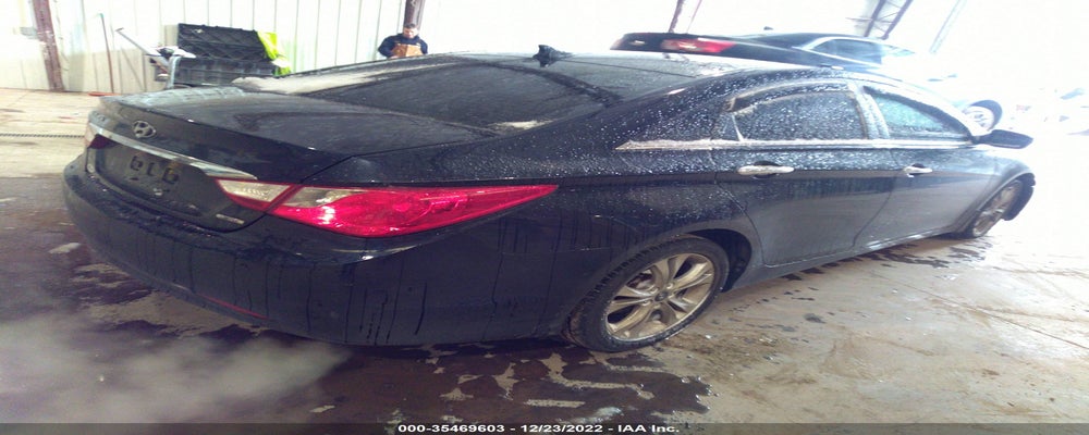 5NPEC4AC9BH127168 2011 HYUNDAI SONATA photo no. 4