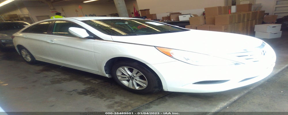 5NPEB4AC2DH747558 2013 HYUNDAI SONATA photo no. 1