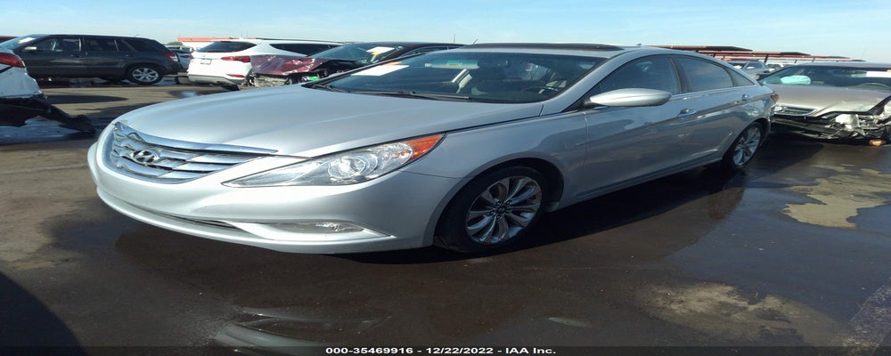 5NPEC4AC7BH225471 2011 HYUNDAI SONATA photo no. 2