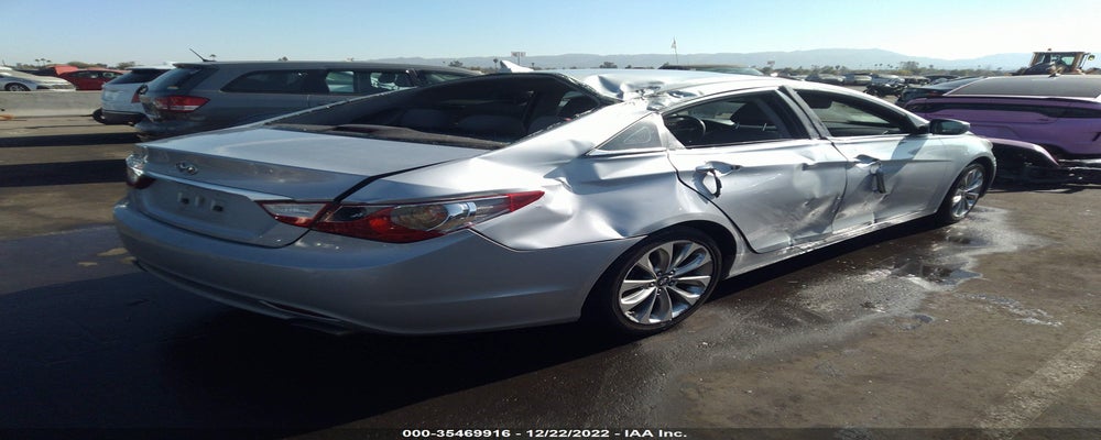 5NPEC4AC7BH225471 2011 HYUNDAI SONATA photo no. 4