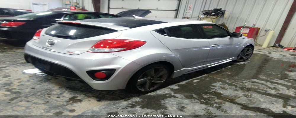 KMHTC6AE4FU227822 2015 HYUNDAI VELOSTER photo no. 4