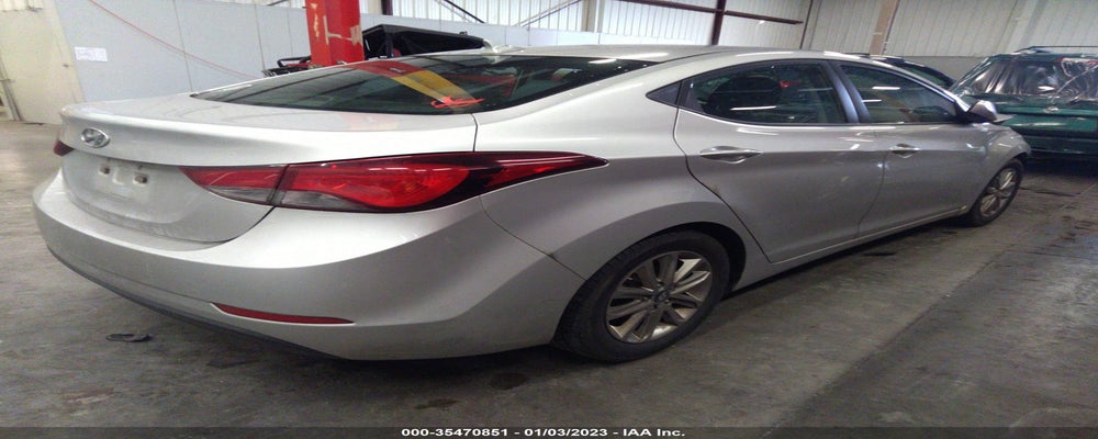 5NPDH4AE6FH569748 2015 HYUNDAI ELANTRA photo no. 4