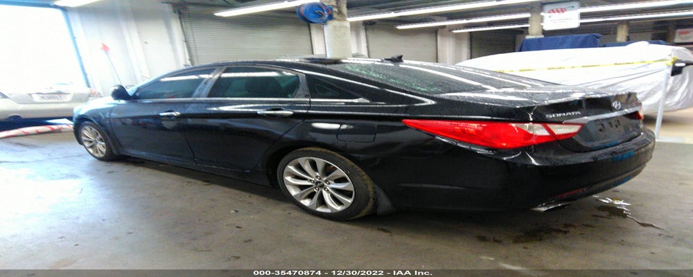 5NPEC4AB8BH192696 2011 HYUNDAI SONATA photo no. 3